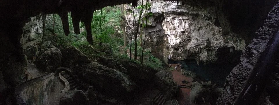 Underground cavern perspective view Stock-Fotos