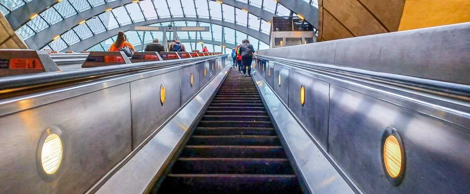 Underground Escalator Access Foto stock