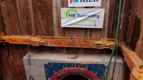 Underground Pipe Line Heavy Machine Work at British Village Site 库存影片 251698480