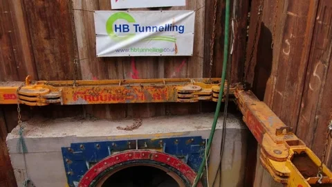 Underground Pipe Line Heavy Machine Work at British Village Site 库存影片 251699426