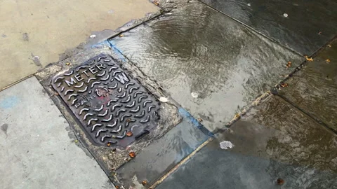 Underground water meter pipe leak. Static shot, 4K. Stock Footage 331675586