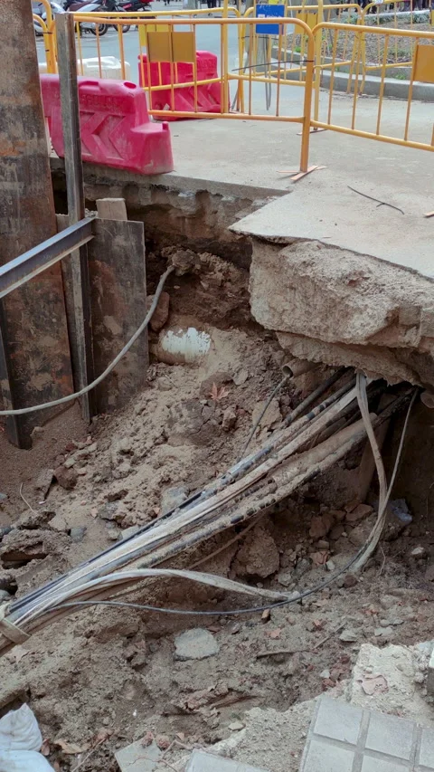 Underground  works.Smooth camera movement: Pan Right. Video stock 328295290