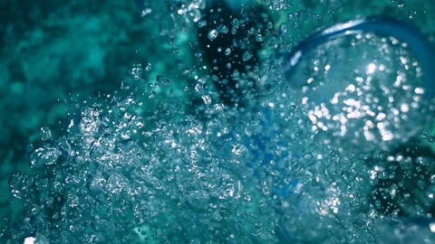 Underwater air bubbles Stock Footage 111799623