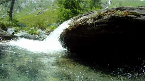 Underwater camera in mountain stream Stock-Footage 34367401