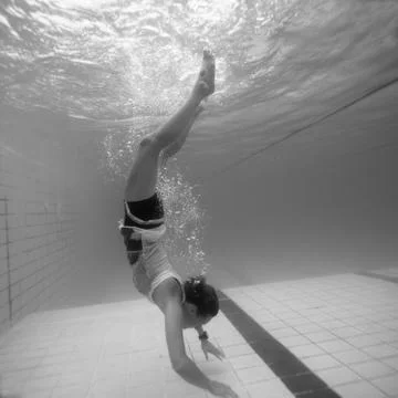 Underwater in a pool Foto stock