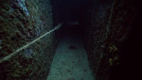 Underwater POV exploring inside the USS Spiegel Grove wreck Stock-Footage 80438894
