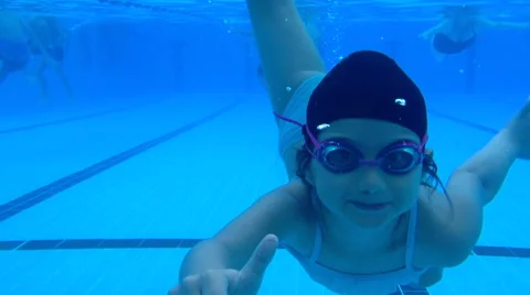 Underwater thumb up Vidéo 41651455