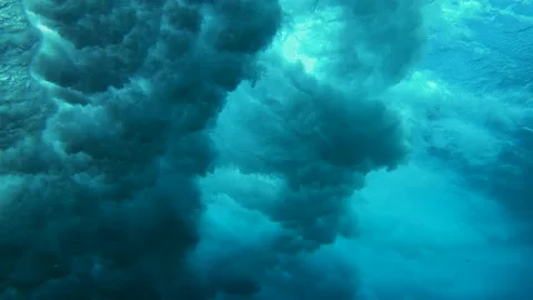 Underwater view of ocean wave Video stock 168559942