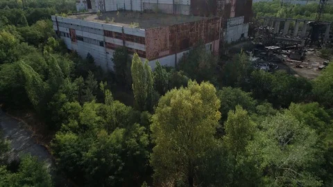 Unfinished 4 and 5 power units of the Chernobyl nuclear power plant. 库存影片 128326526
