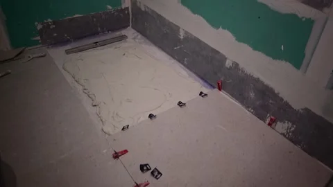 Unfinished corridor under construction view Vídeo Stock 336238014