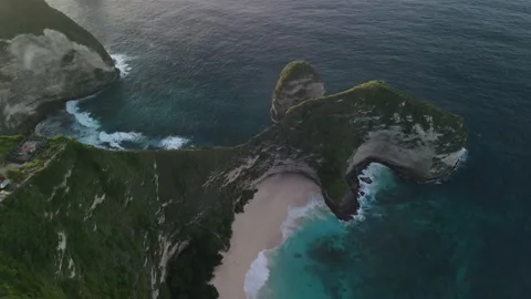 Ungraded 4K Top Down of Kelingking Beach at Sunrise Stock Footage 230056079