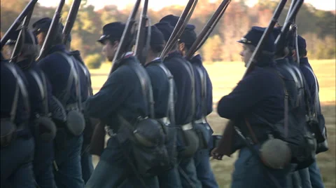 Union Soldiers walking Stock Footage 40479010