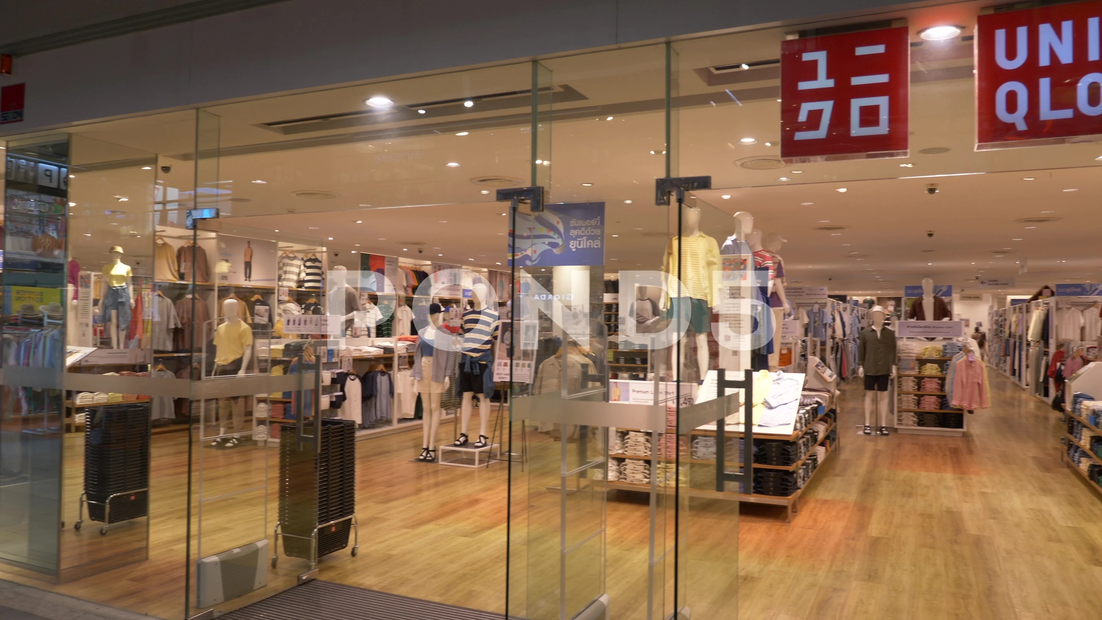 Uniqlo sets Adelaide opening for November 24  The Advertiser