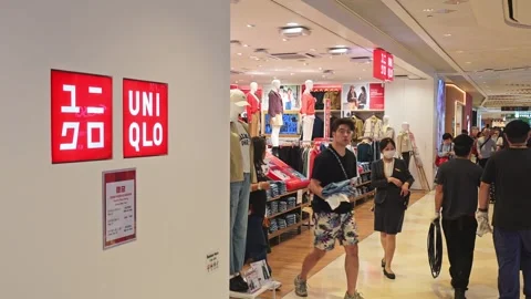Uniqlo Store Hong Kong Interior Red Logo Customers Browse Japanese Fashion Stock Footage 331163953