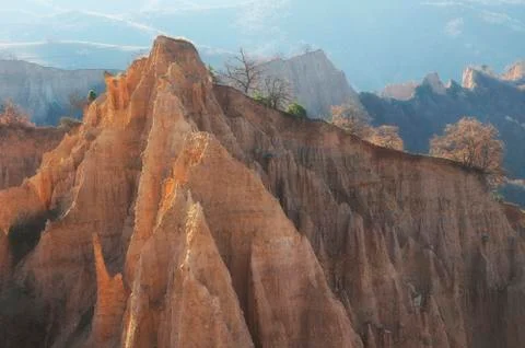 A unique pyramid shaped mountains cliffs in Bulgaria, near Melnik town. Foto stock