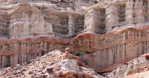 Unique rock formations at Red rock State park in California, Mojave desert. Stock Footage 235554507