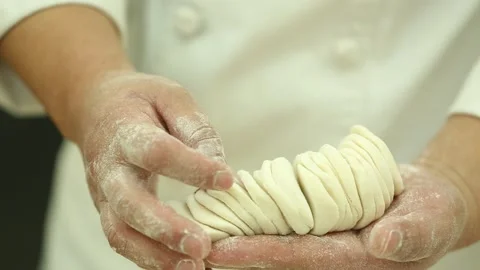 Unique skill of quickly rolling dumpling skin (5) Stock Footage 202259348