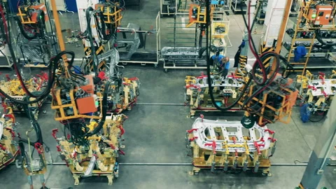 Unit of a car-producing factory in a top view. Car assembly line, automobile Vídeo Stock 141522161