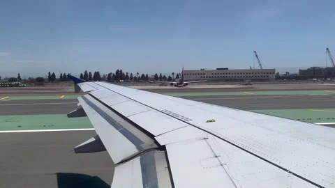 United Airlines plane taking off Vídeo Stock 200862273