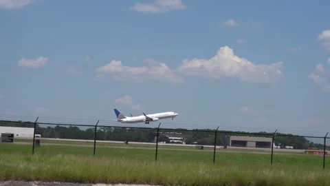 United Boeing Takeoff Stock Footage 270080211