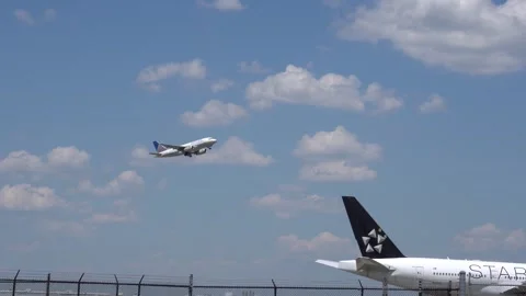 United Boeing Takeoff Stock Footage 270080228