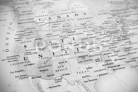 Photograph: United States map, black and white effect. #68389062
