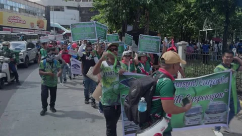 Unity Walk in Cebu opposes PUV Modernization Program suspension. Stock Footage 280959296