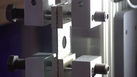 Universal testing machine for measurements force and linear sizes 库存影片 88077737