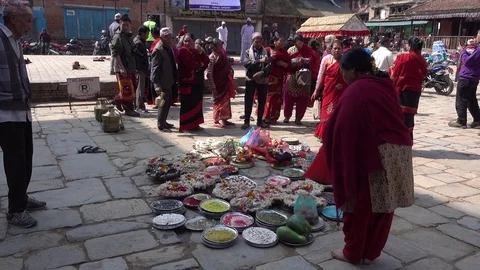 Unknown local people on one of the streets of Kathmandu. Video stock 74476427