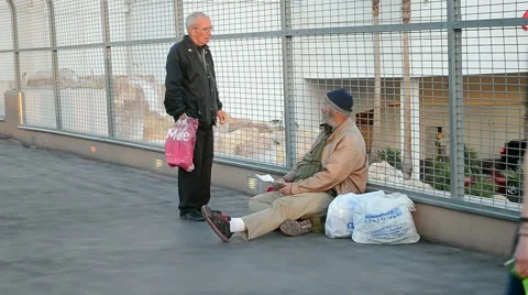 Unknown man communicate on Las Vegas Strip in Las Vegas, USA. 스톡 동영상 51228751