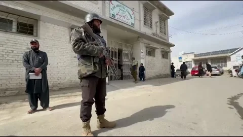 Unknown militants attack polio vaccination team in Pakistan, PAKISTÁN, PK - 06 F Stock Footage 328352833