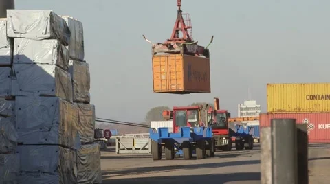 Unloading container Stock Footage 68227109