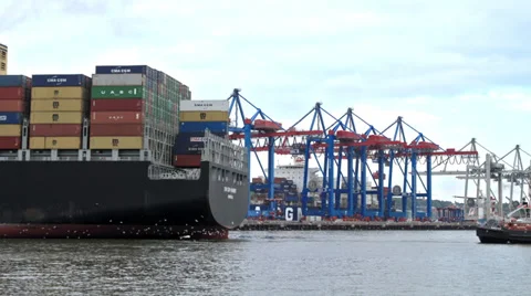 Unloading Containers from a Container Ship in the Port of Hamburg, Time Lapse, 스톡 동영상 35468637