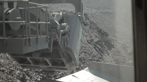 Unloading excavator bucket Stock Footage 50324717