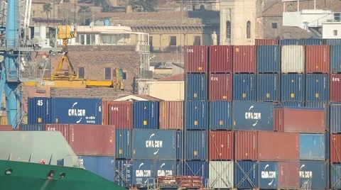 Unloading of sea containers Stock Footage 42816549