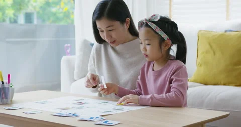 Unplugged coding activity for kindergarten kids at home or homeschool. Stock Footage 164011186