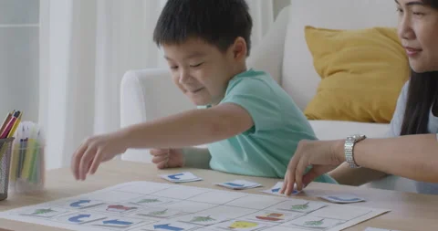 Unplugged coding activity for kindergarten kids at home or homeschool. Stock Footage 166422374