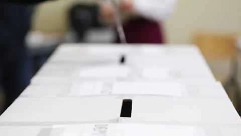 Unrecognizable people casting their votes during election day Vídeo Stock 294087606