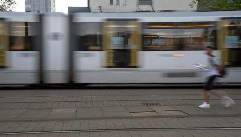Unrecognizable people on the move Stockfoto's