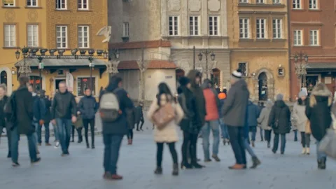 Unrecognizable people on the street. Video stock 121706292