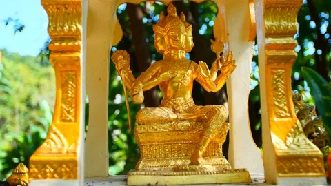 Untitled ProjectGolden buddha statue Stock Footage 97783280