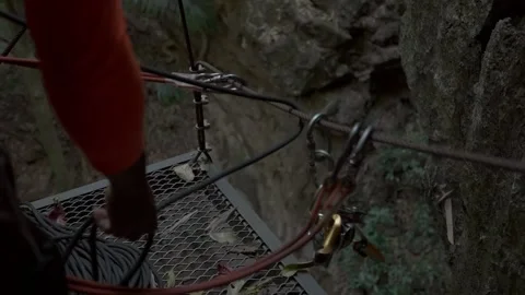 Untying Climbing Rope Vidéo 333291593