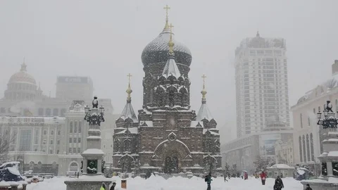 An unyielding blizzard Vídeo Stock 85215220