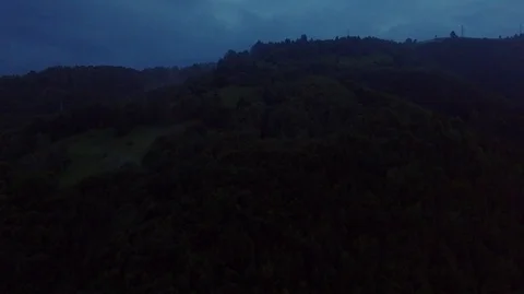 Uphill 스톡 동영상 121171015