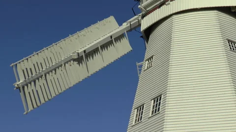 Upminster Windmill Sails And Bird Stock Footage 171041451