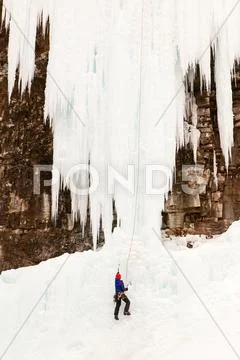 Upper johnson falls ice climber Stock Photos