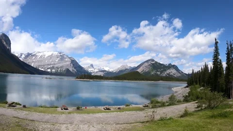 Upper Kananaskis Lake in Peter Lougheed Provincial Park, Alberta, Canada 스톡 동영상 150005148