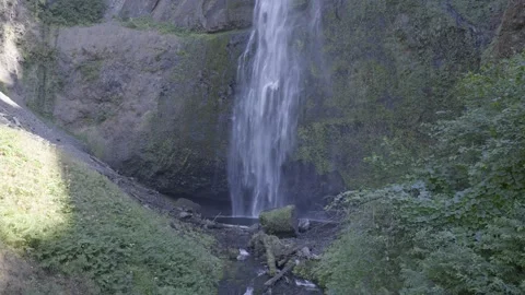 Upper Multnomah Falls Video Stock Footage 265895454
