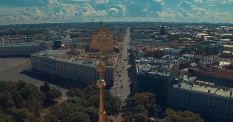 Upper part with clock of the tower of the Admiralty building timelapse in St 스톡 동영상 84379063