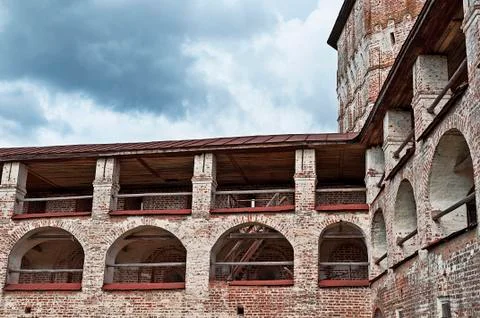 Upper tiers of ancient monastery wall Foto stock